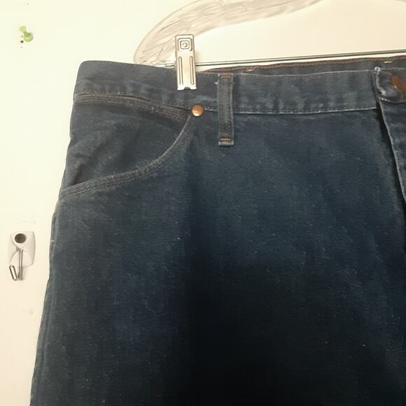 Wrangler Jeans Men's SZ. 42 X 32 Western Cowboy Denim 100% Cotton 13MWZPW - Picture 2 of 8